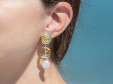 THE SUMMER COLLECTION