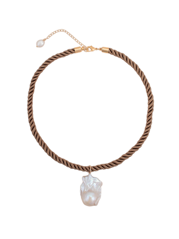 Willa Necklace